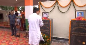  मुख्यमंत्री पुष्कर सिंह धामी ने खटीमा गोली कांड के शहीदों को देते हुए श्रद्धांजलि