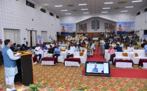 डिजिटल उड़ान कार्यक्रम को सम्बोधित करते हुए सीएम धामी