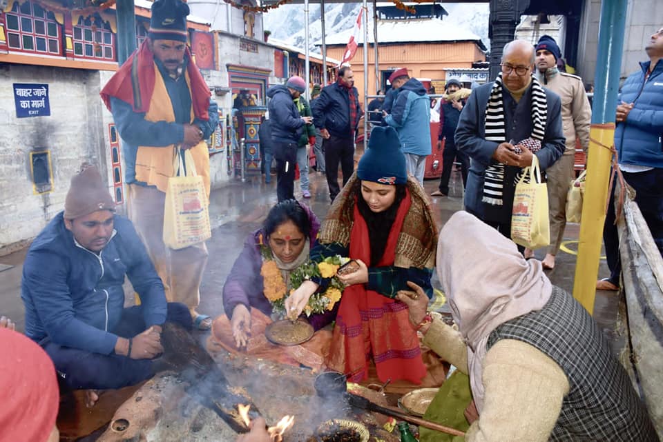 भगवान बद्री विशाल के दर्शन करने पहुंची विधानसभा अध्यक्ष ऋतु खंडूड़ी