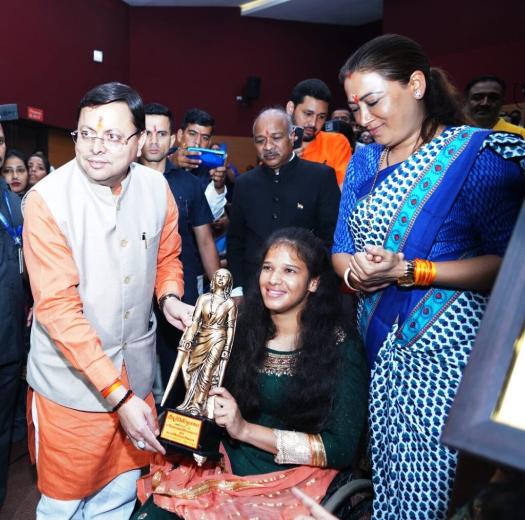 तीलू रौतेली पुरस्कार