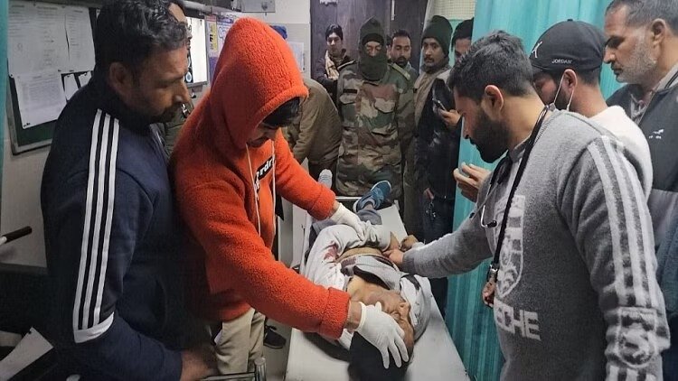 बीजेपी पार्षद के देवर की दफ्तर में घुसकर निर्मम हत्या, बदमाशों ने गोलियों से भूना