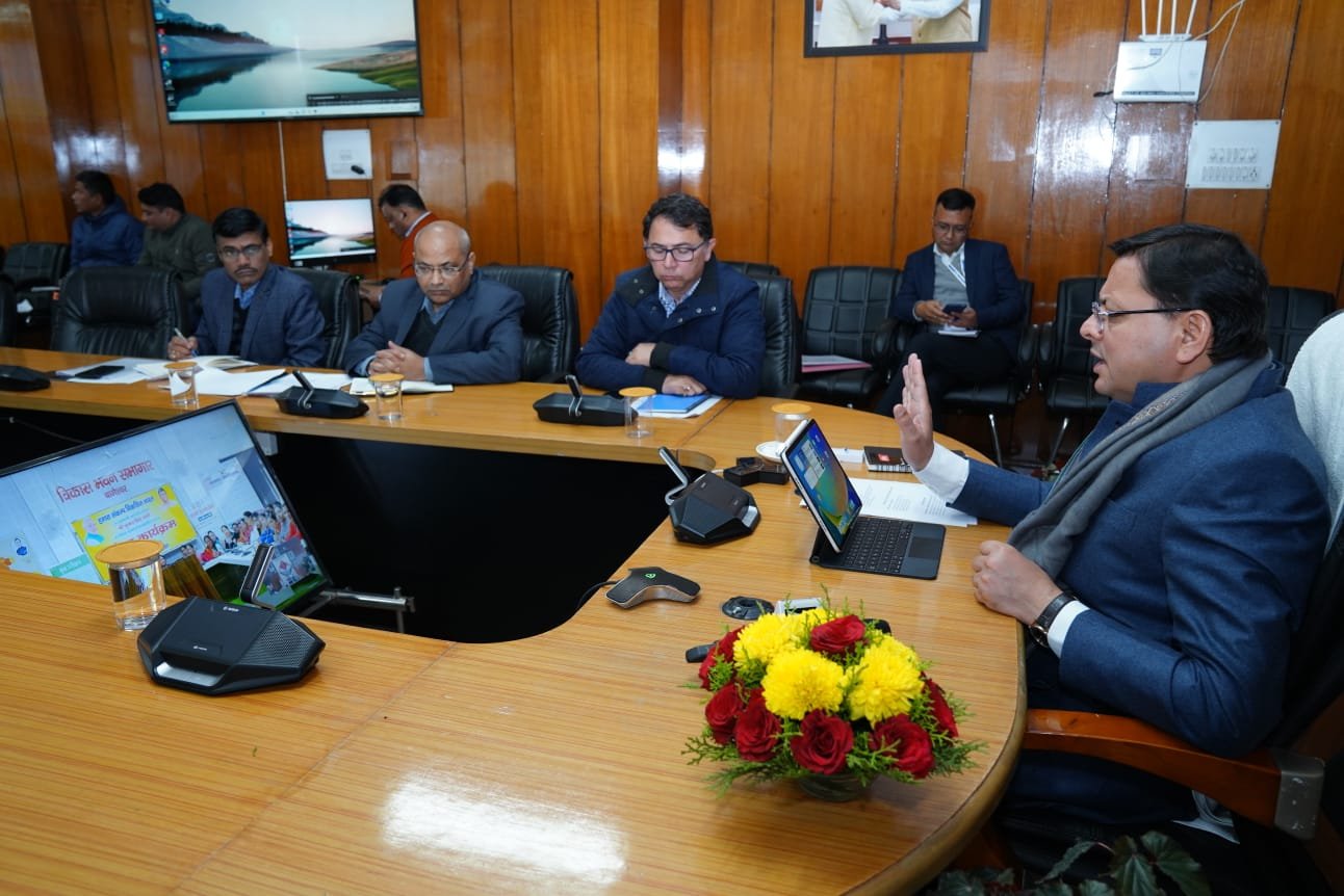 महिला लाभार्थियों ने केन्द्र एवं राज्य की विभिन्न योजनाओं के तहत उन्हें मिली सुविधाओं के प्रति प्रधानमंत्री तथा मुख्यमंत्री का आभार किया व्यक्त