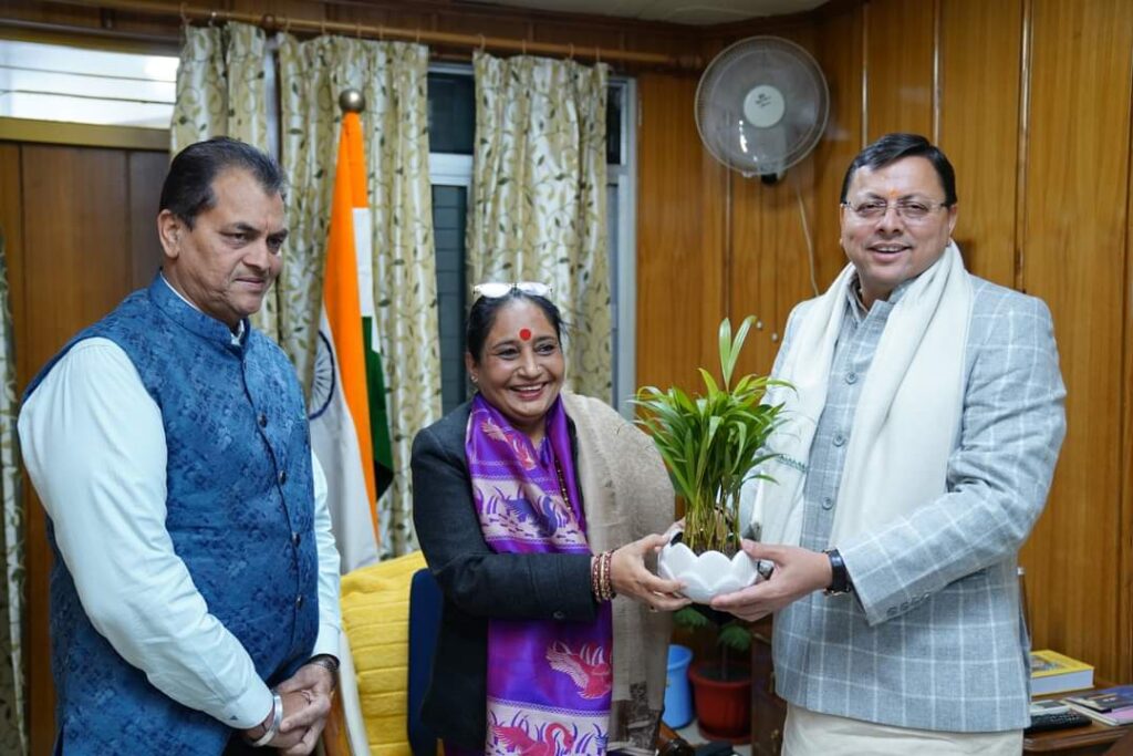 विधानसभा अध्यक्ष Ritu Khanduri से आज विधानसभा सत्र से पूर्व मुख्यमंत्री पुष्कर सिंह धामी ने भेंट की विधानसभा अध्यक्ष Ritu Khanduri से आज विधानसभा सत्र से पूर्व मुख्यमंत्री पुष्कर सिंह धामी ने भेंट की